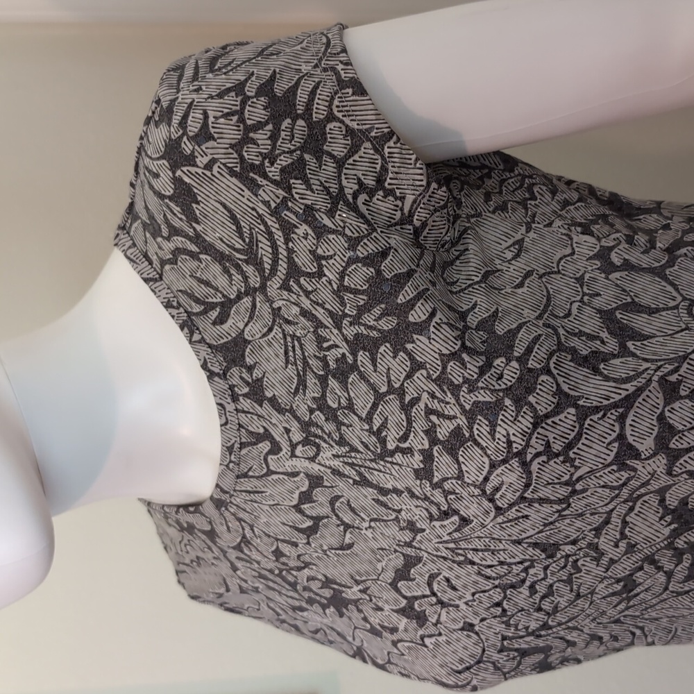I•N•C International Concepts Sparkly Cap Sleeve Top SzM Like New